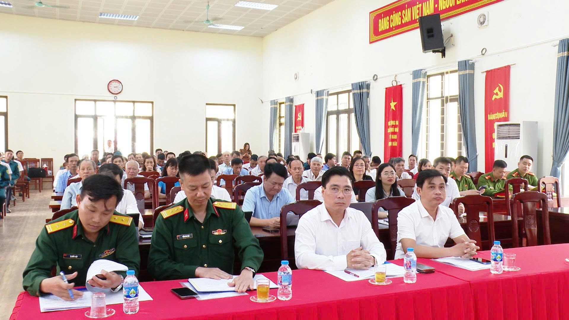 ung-hoa.jpg