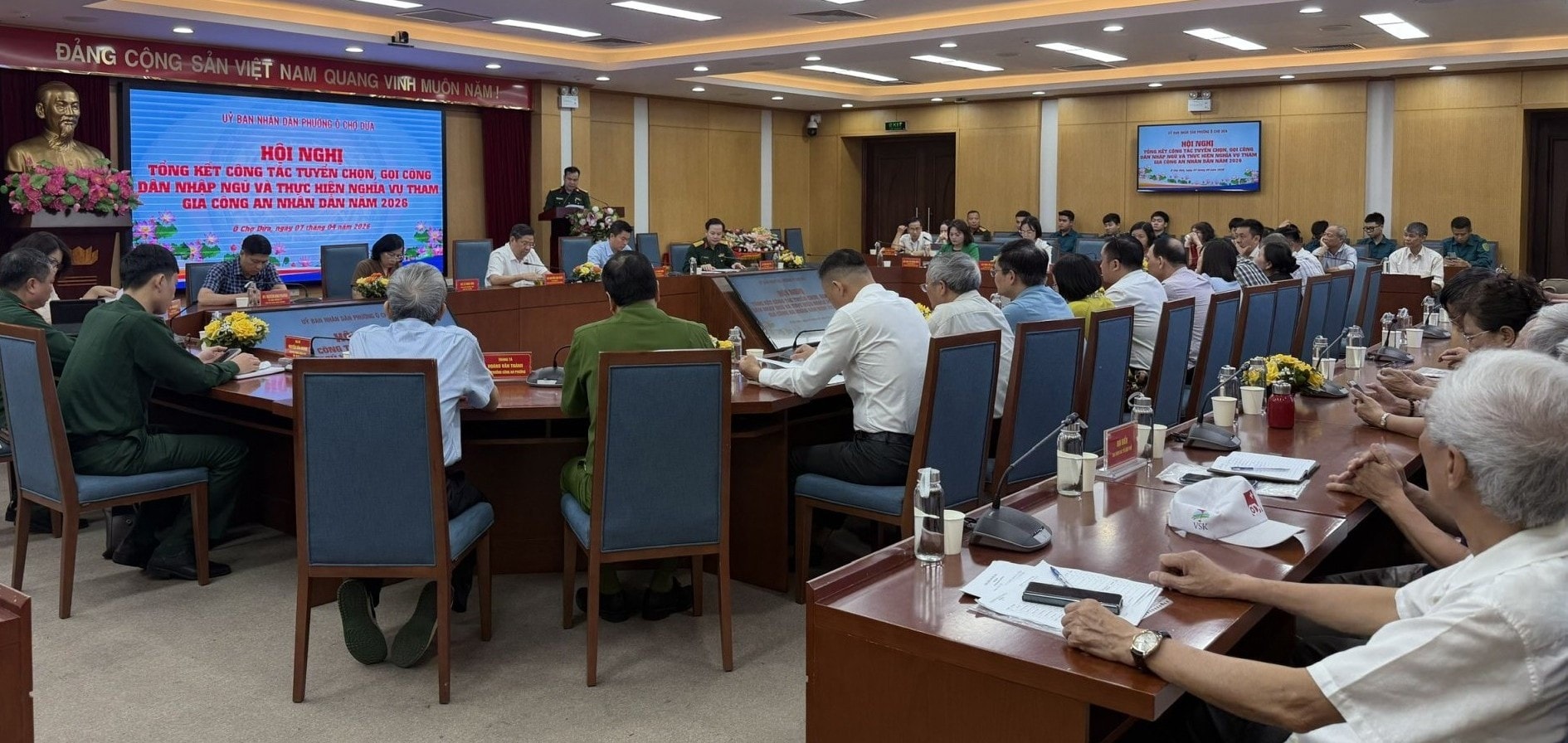 hoi-nghi-ocd.jpg