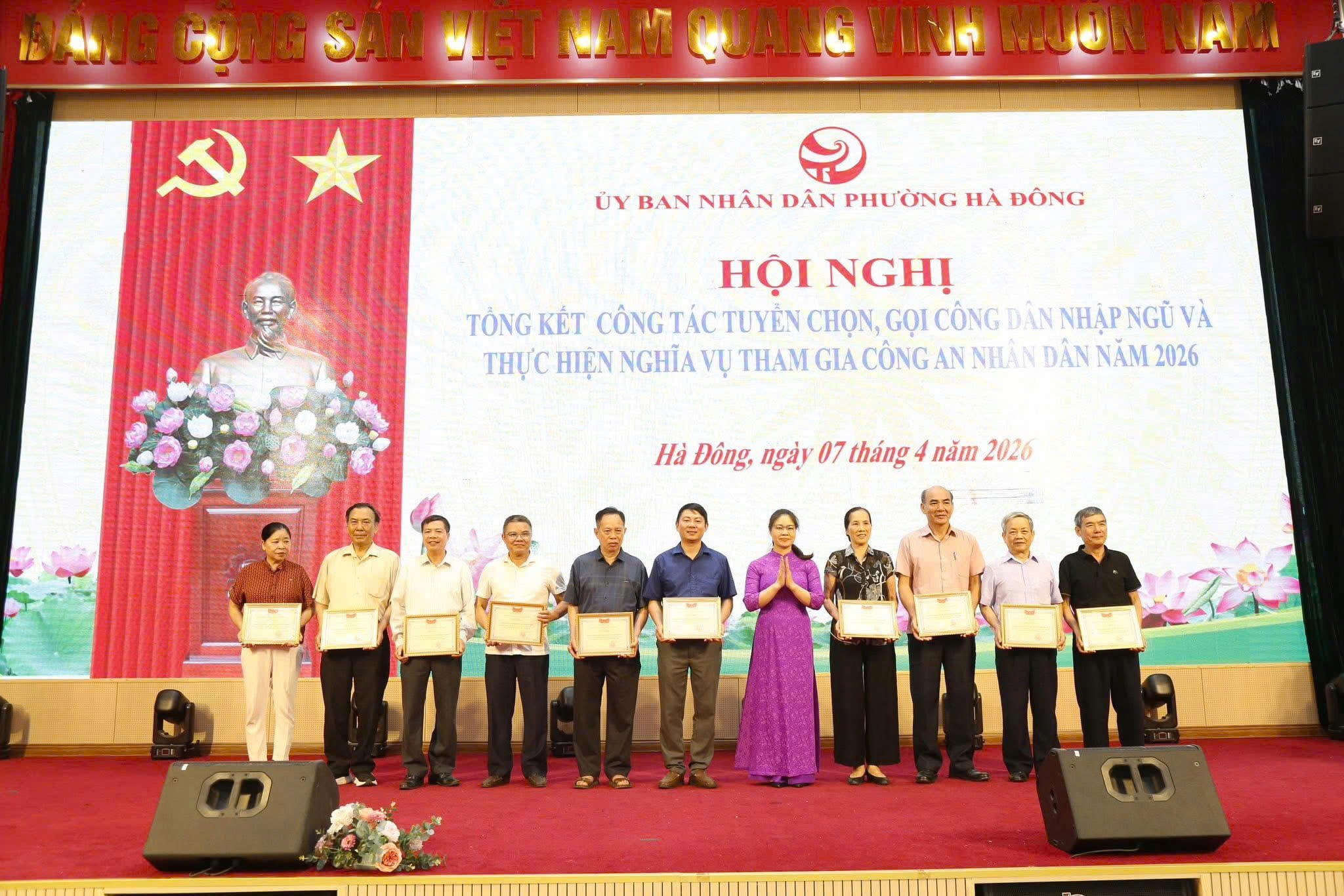 tuyen-quan-1.jpg