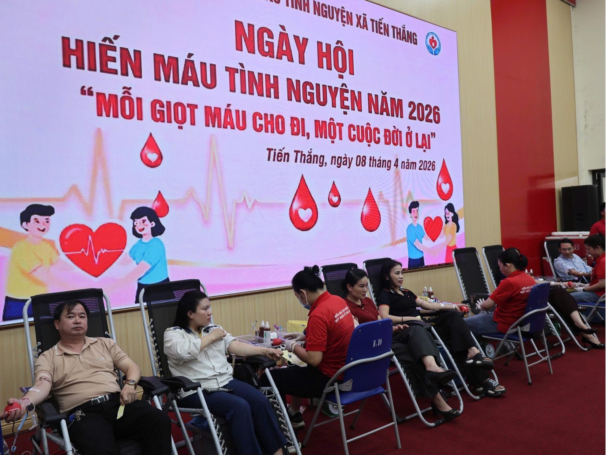 mỗi giọt máu cho đi là một cơ hội cứu người.