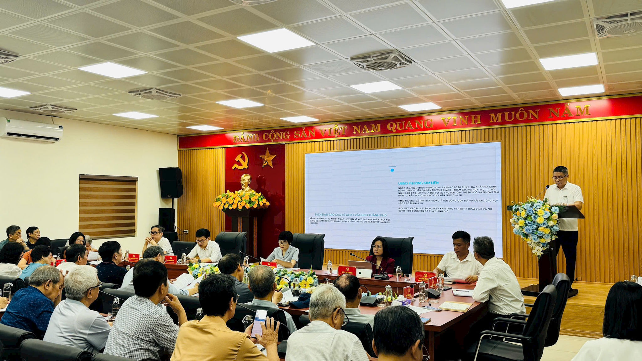 ội nghị giao ban bí thư chi bộ tổ dân phố quý I/2026 do Đảng ủy phường Kim Liên tổ chức