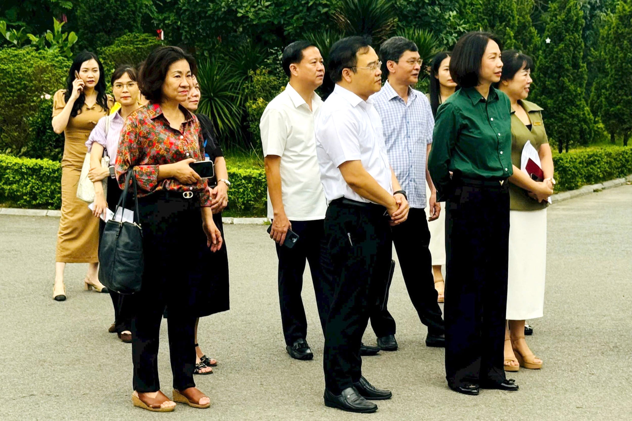 doan-khao-sat.jpg