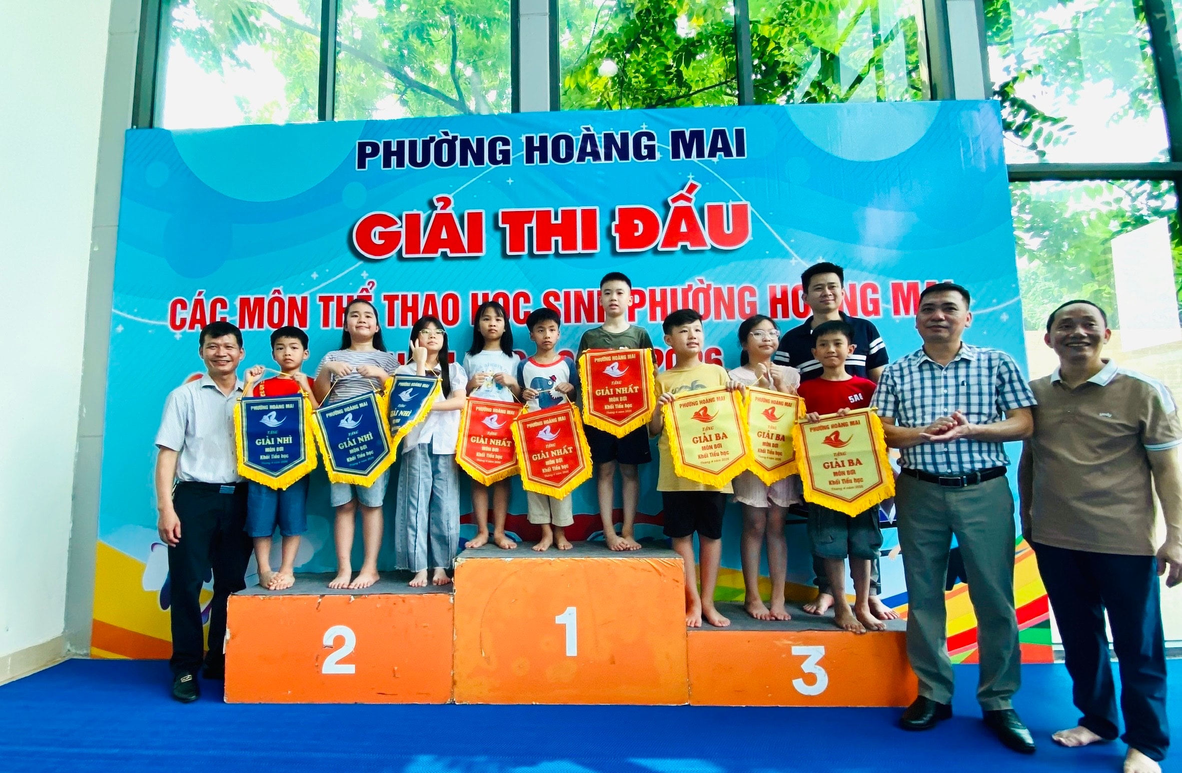 1-boi-hoc-sinh-tieu-hoc.jpg