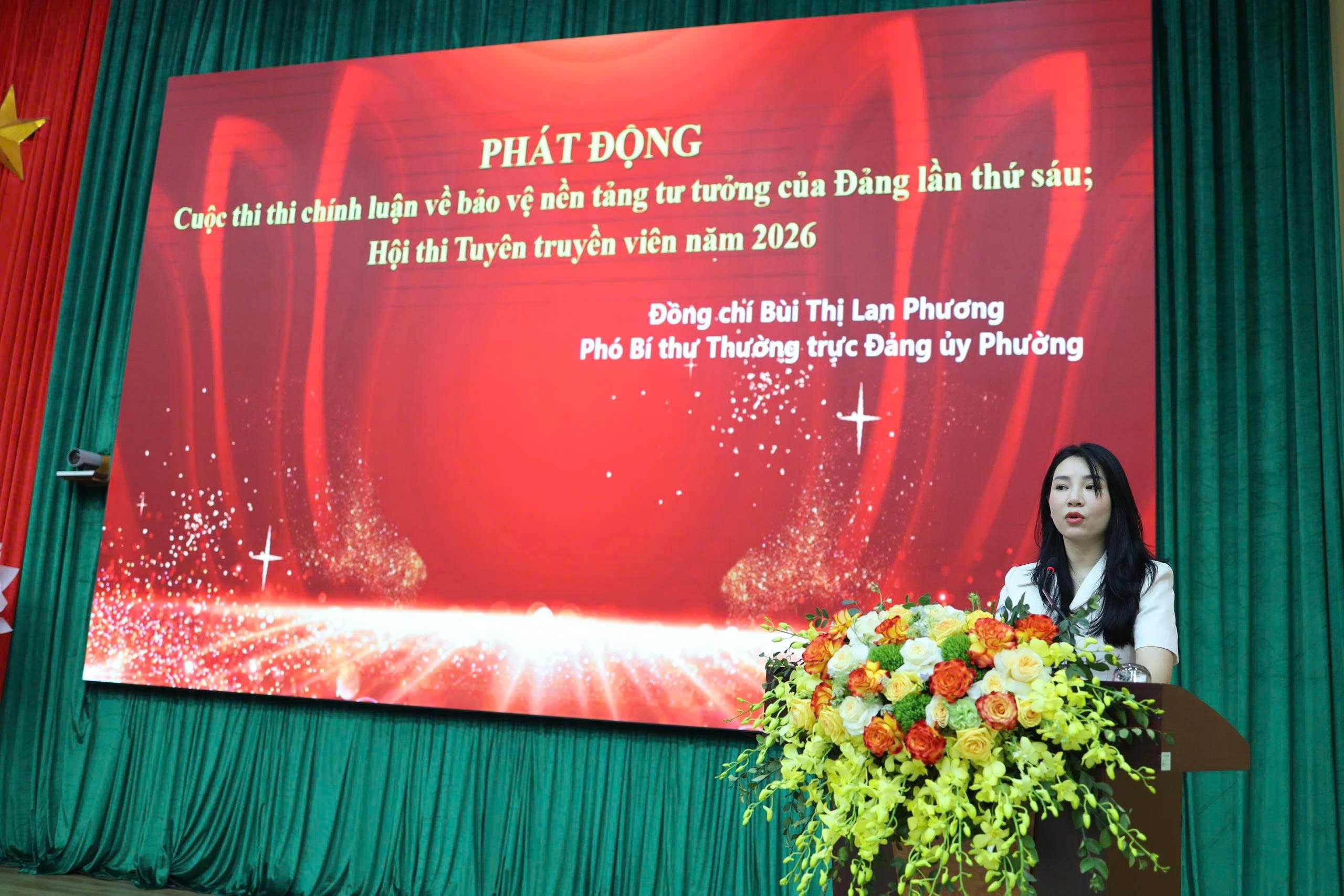ồng chí Bùi Thị Lan Phương – Phó Bí thư Thường trực Đảng ủy phường