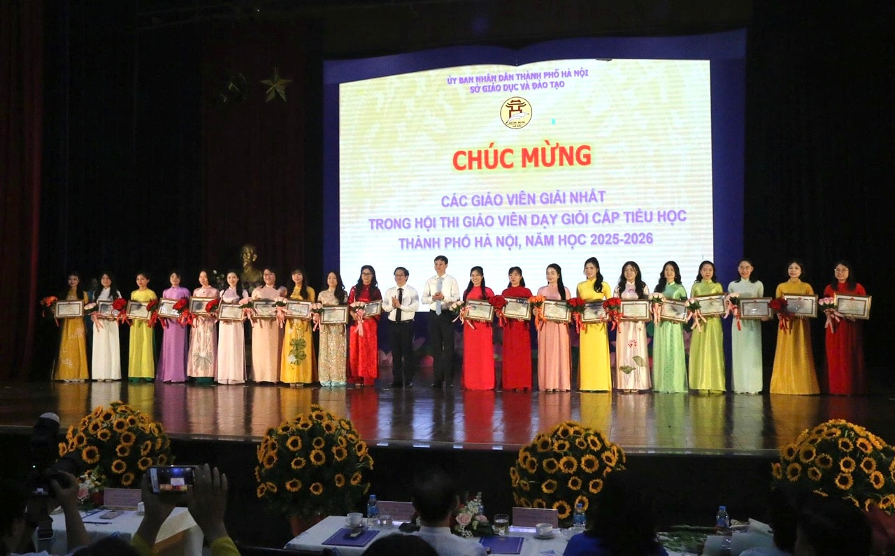 0904-hoi-nghi-tk-gvg-1-thanh-hung-2.jpg