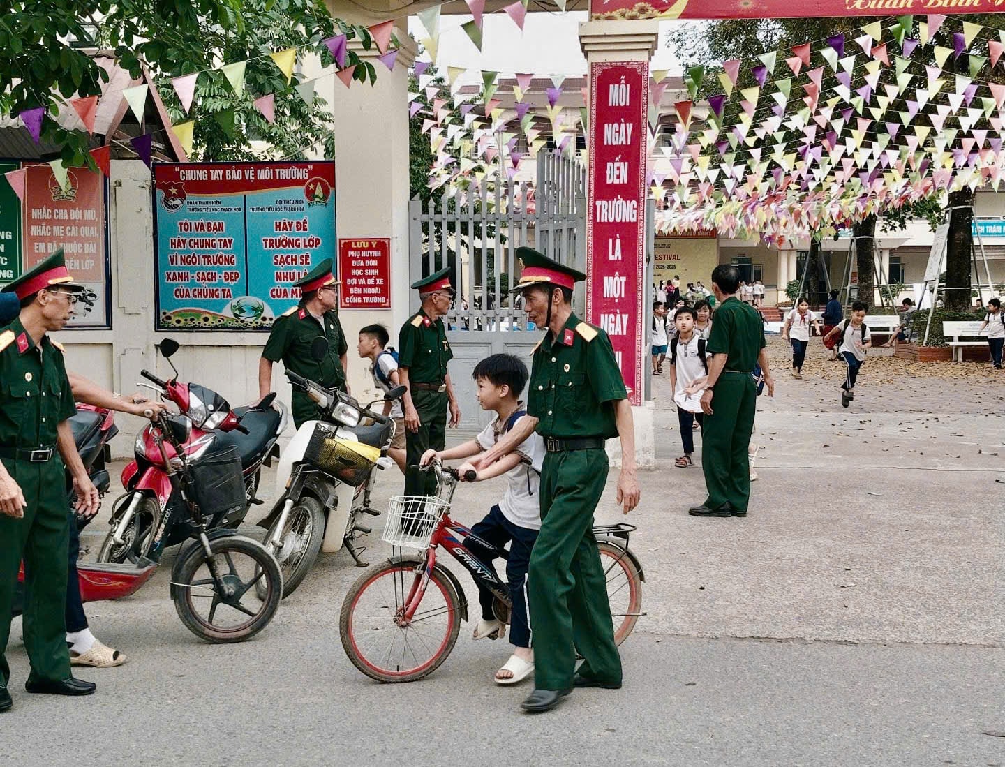 z7707957337055_702ad5c6ab77f3cfa0969ccce1b507f3.jpg