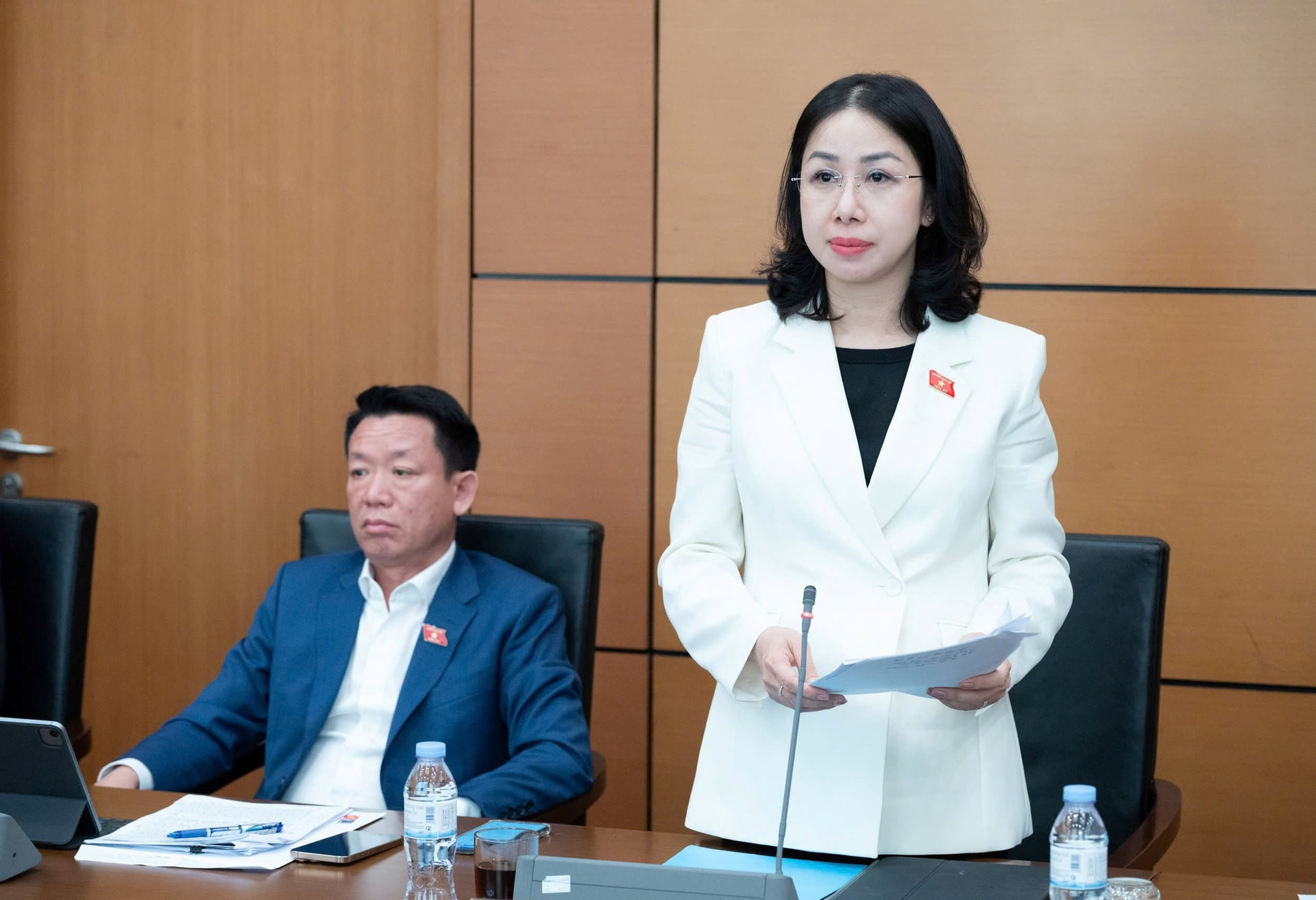 thuy-linh.jpg