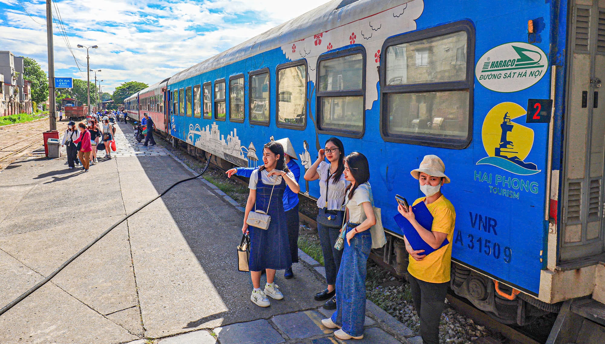 duong-sat-ha-noi-hai-phong.-anh-ta-hai.jpg