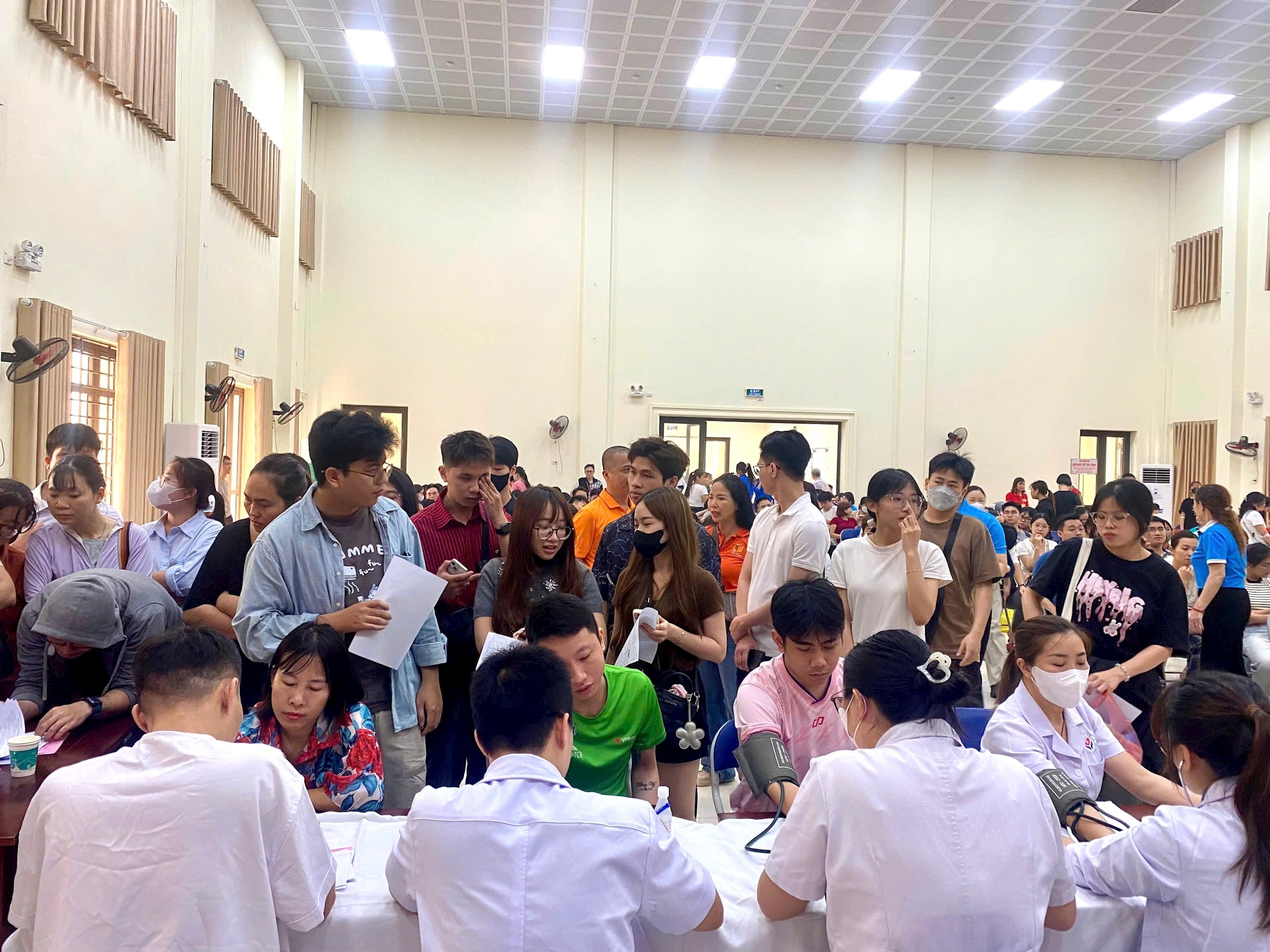 anh-6-do-huyet-ap-nguoi-dan.jpg