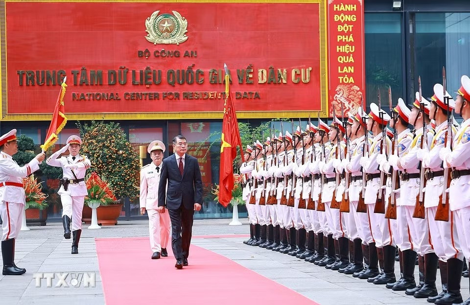 thutuong1.jpg