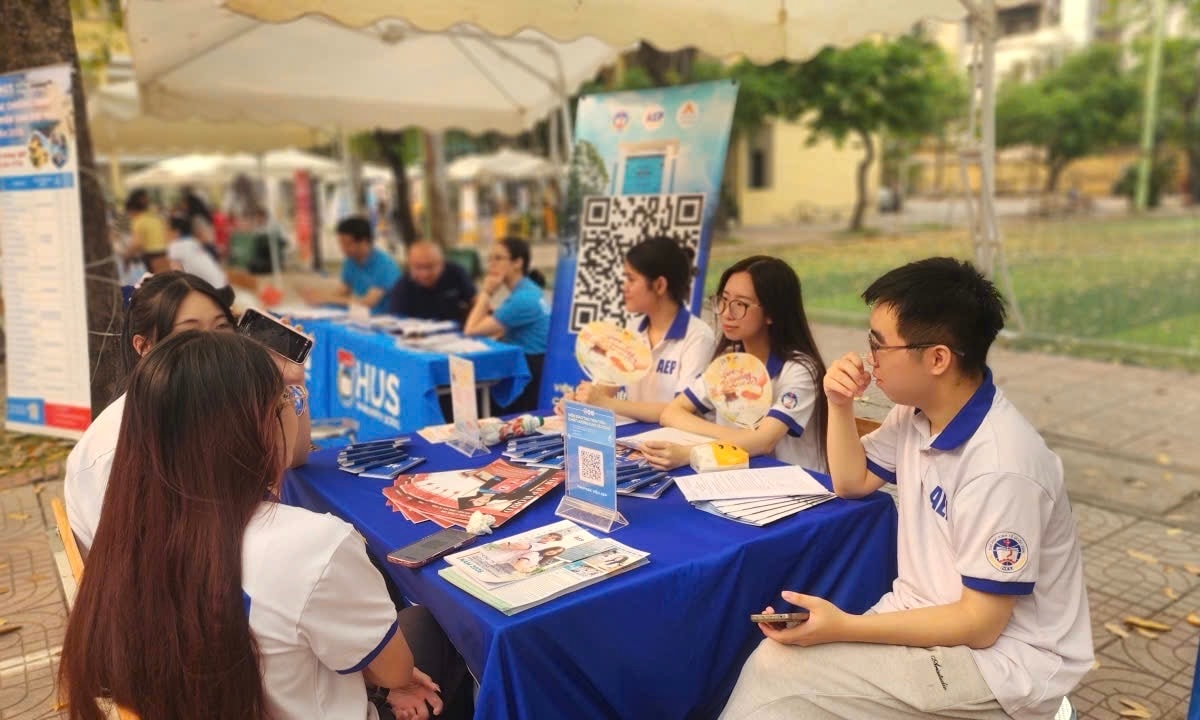 1204-thpt-yen-hoa-tu-van-ts6.jpg?w=1130