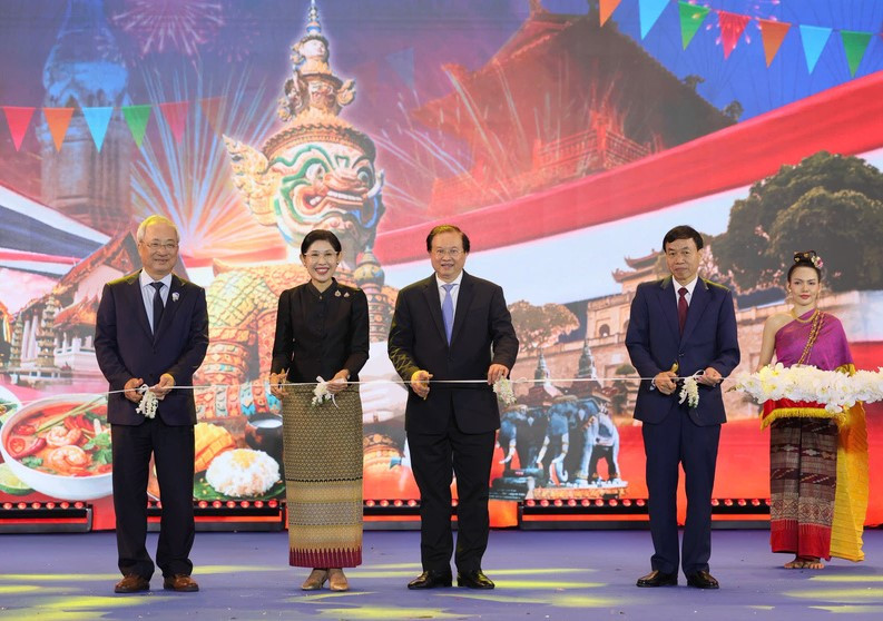 vietnam-thailand.jpg