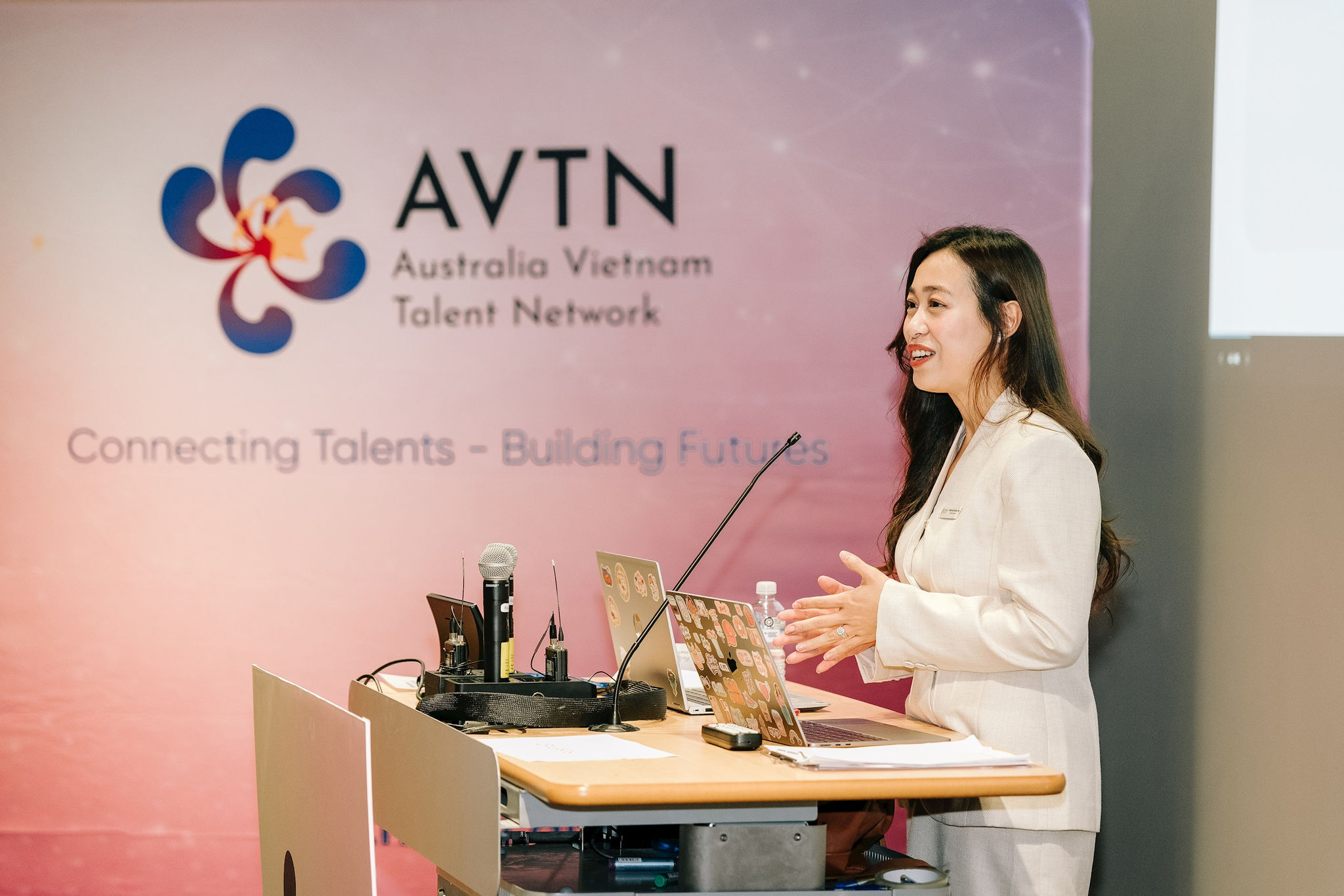 ms-hannah-huyen-vu_avtn-president_opening-remarks.jpg