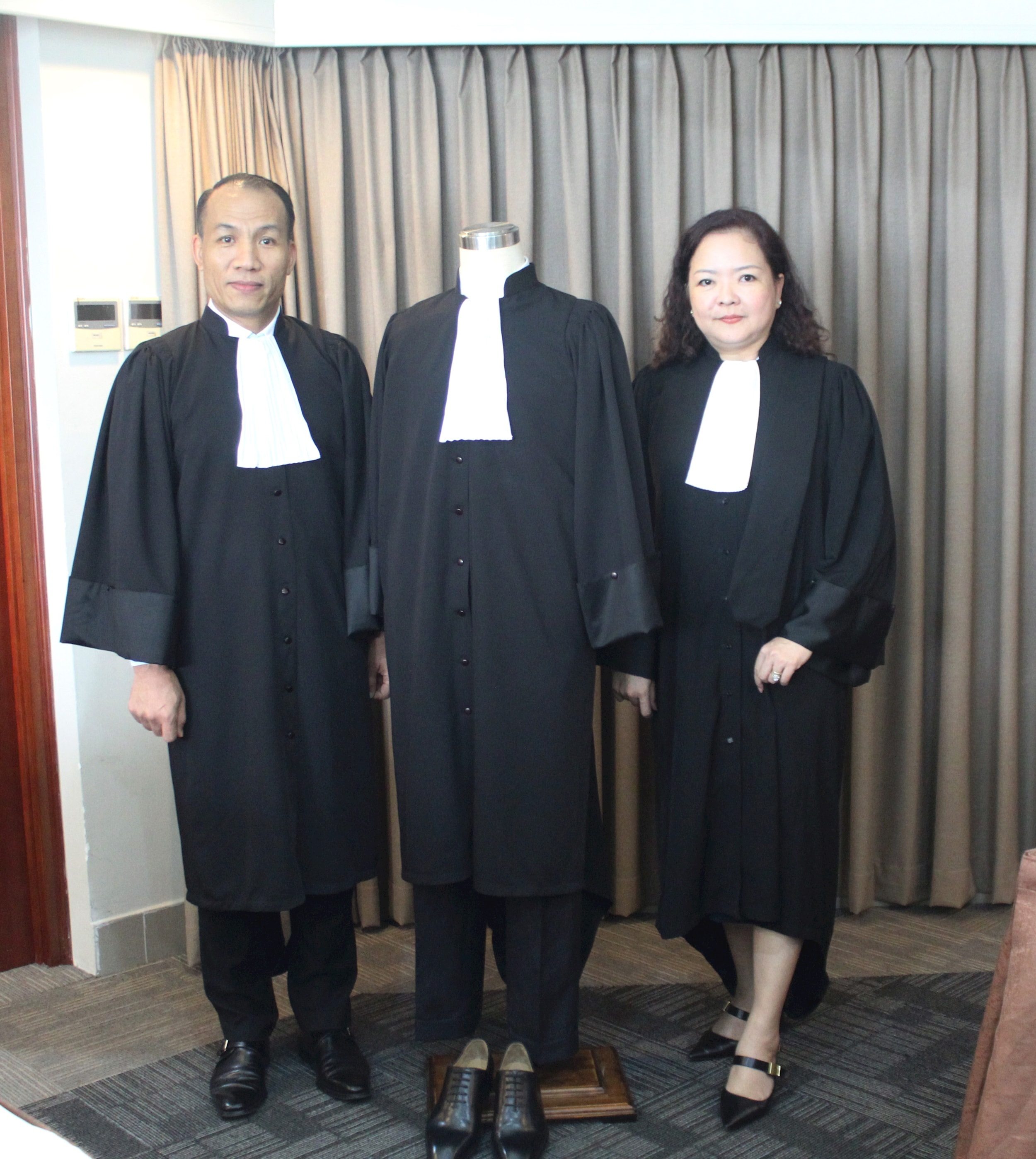 3trien-khai-ao-choang-luat-su-can-nhac-ky-yeu-to-thoi-tiet-2663-7054.jpg.jpeg