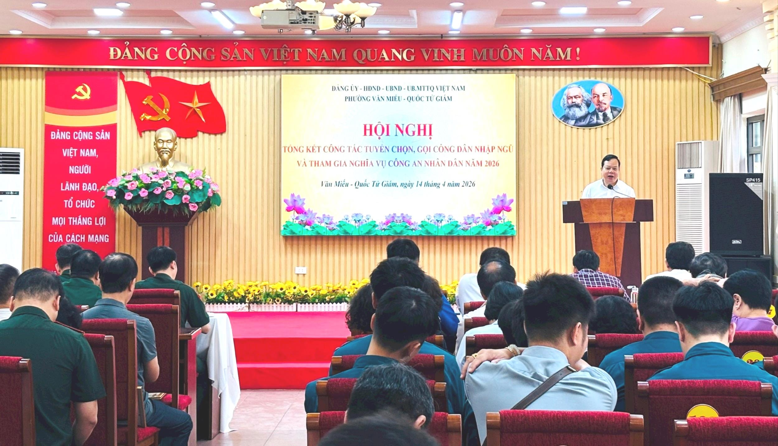 tuyen-quan-1.jpg