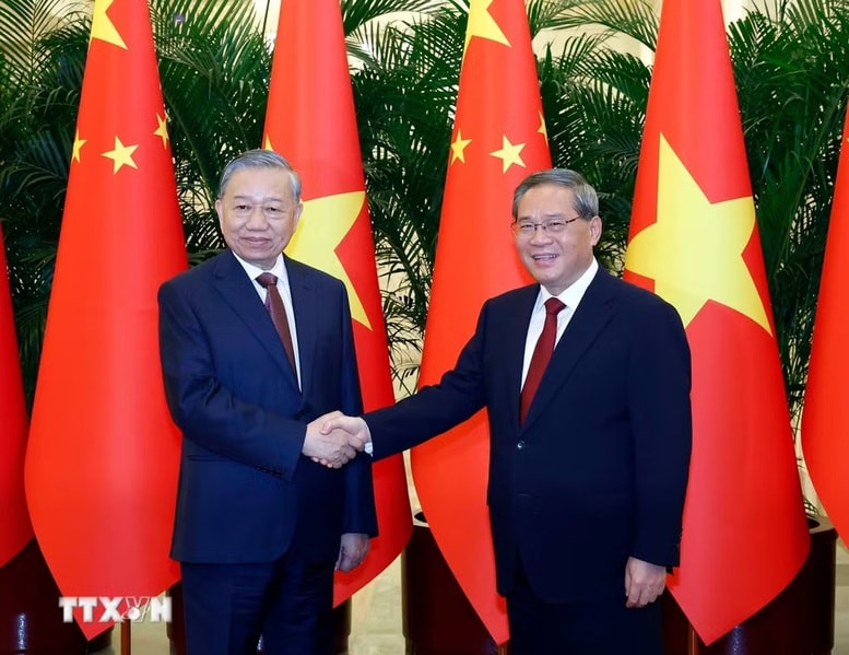 Tổng Bí thư, Chủ tịch nước Tô Lâm hội kiến Thủ tướng Trung Quốc Lý Cường- Ảnh 1.