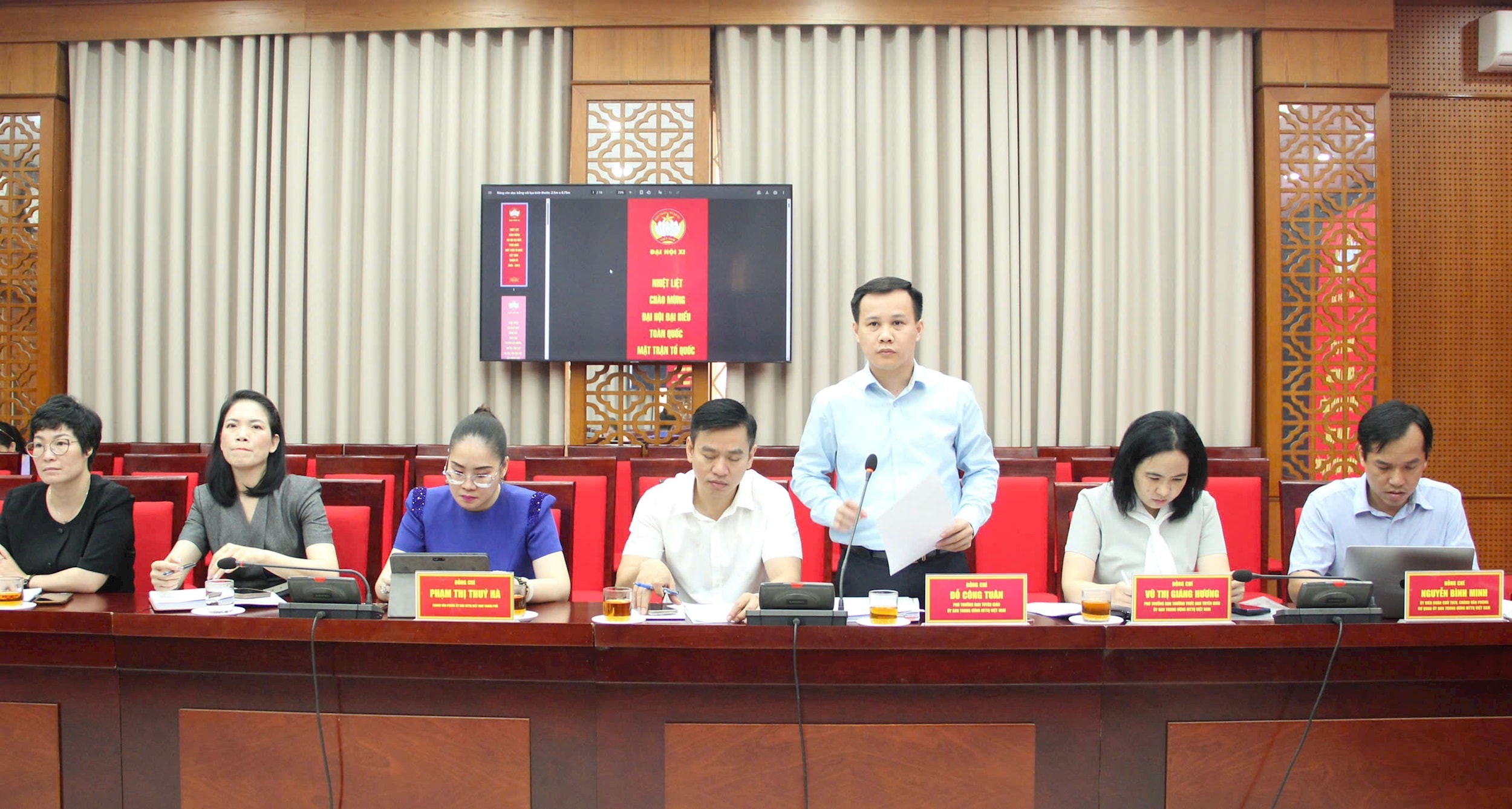 Đại diện lanBan Tuyên giáo Ủy ban Trung ương MTTQ Việt Nam phát biểu tại cuộc họp. Ảnh: PV