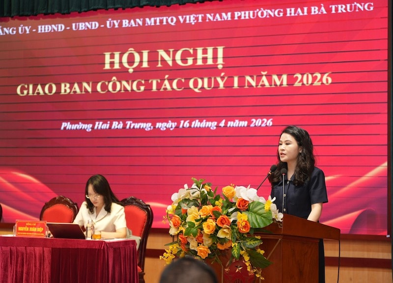 bi-thu-giao-ban.jpg