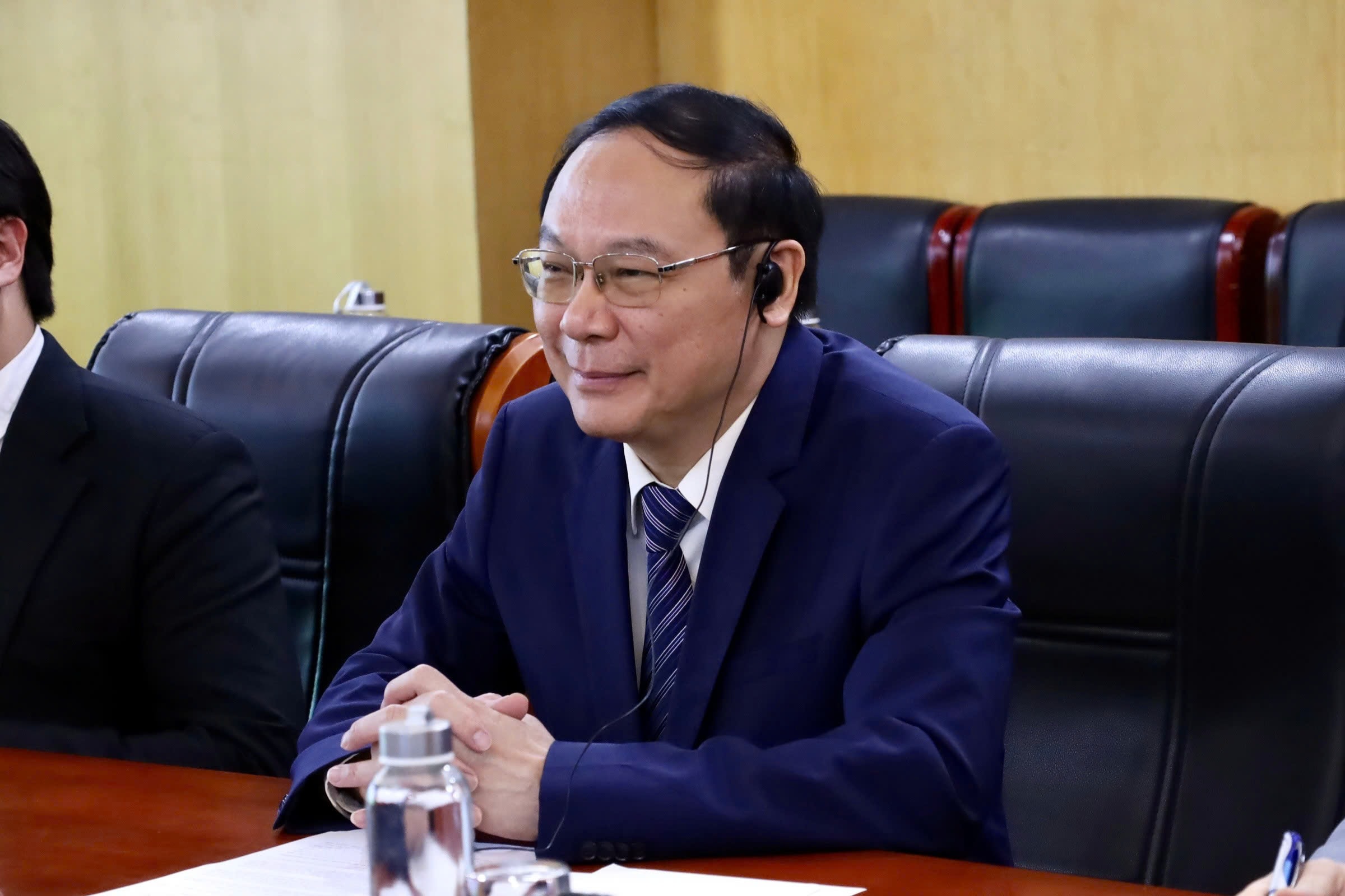 thu-truong-bo-nnmt-le-cong-thanh.jpg