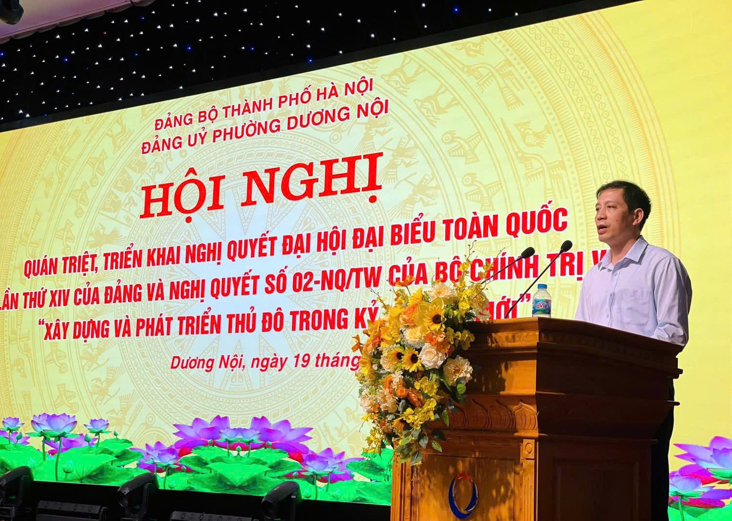 hoat2.jpg