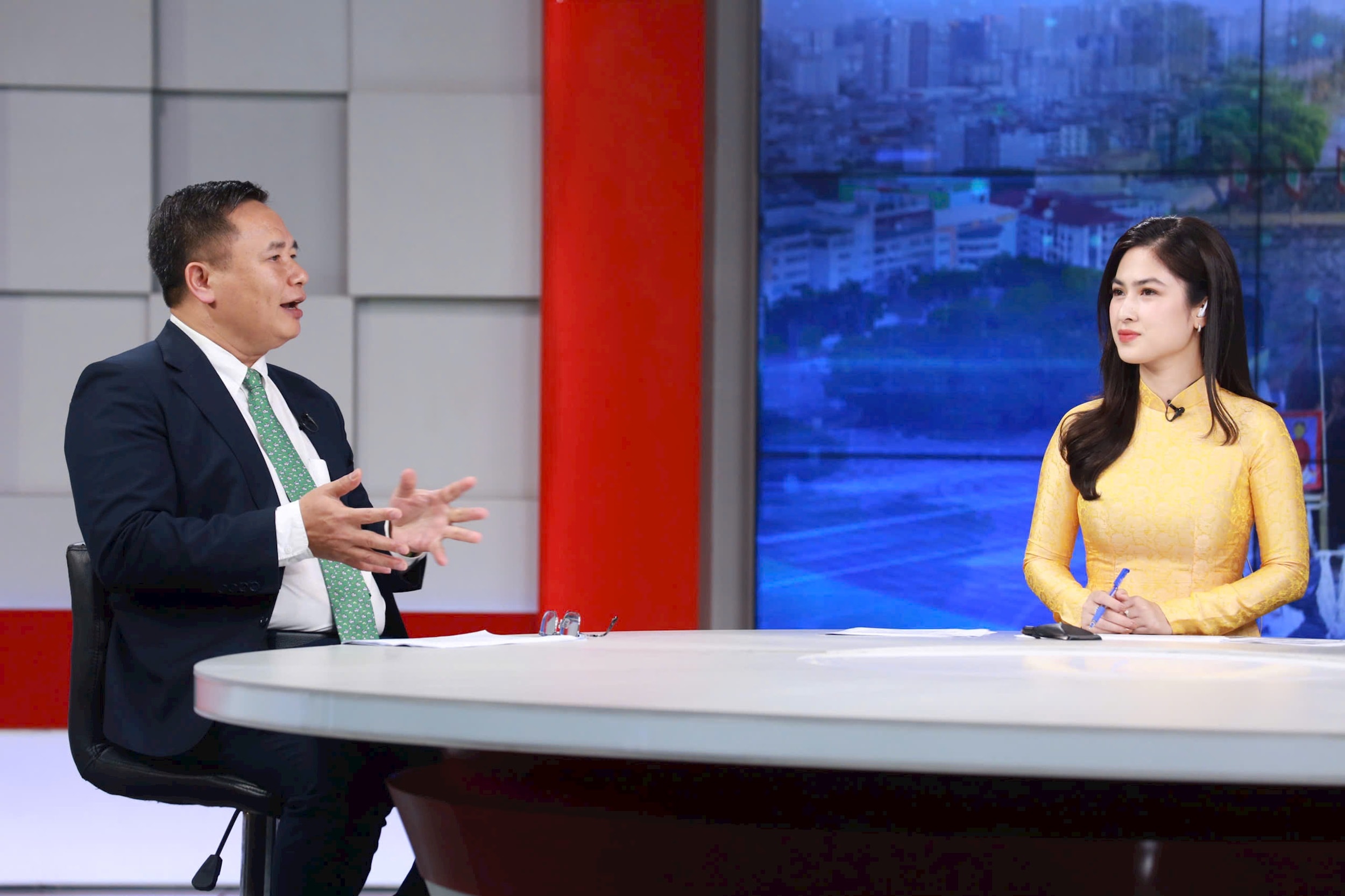nguyen-anh-tuan.jpg