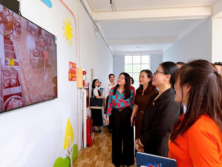 doan-giam-sat-kt-tai-truong-mam-non-trieu-khuc.jpg