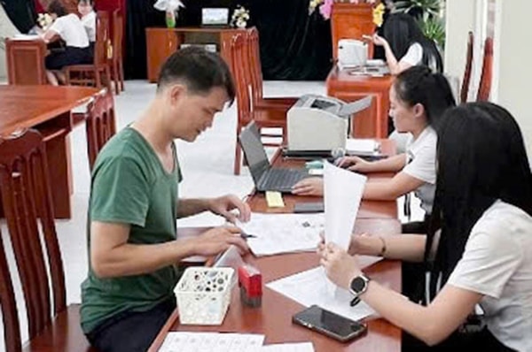 tuyen-sinh.jpg