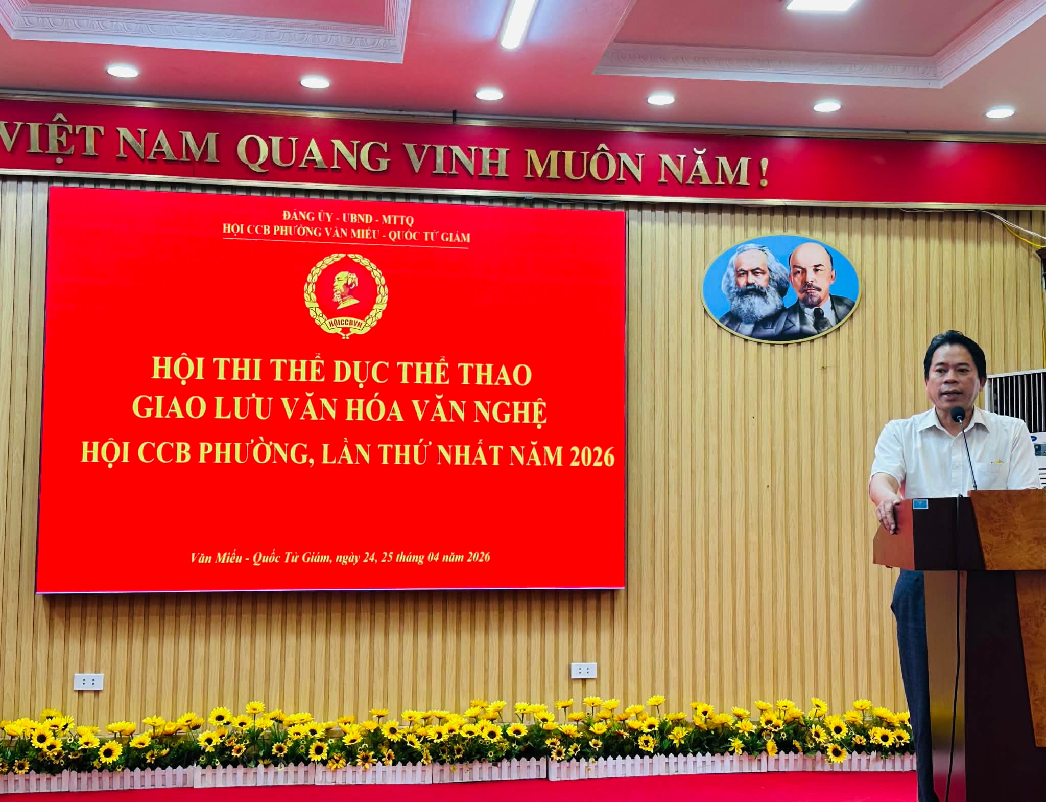 Chủ tịch Uỷ ban Mặt trận Tổ quốc Việt Nam phường Văn Miếu - Quốc Tử Giám Mai Văn Lâm phát biểu