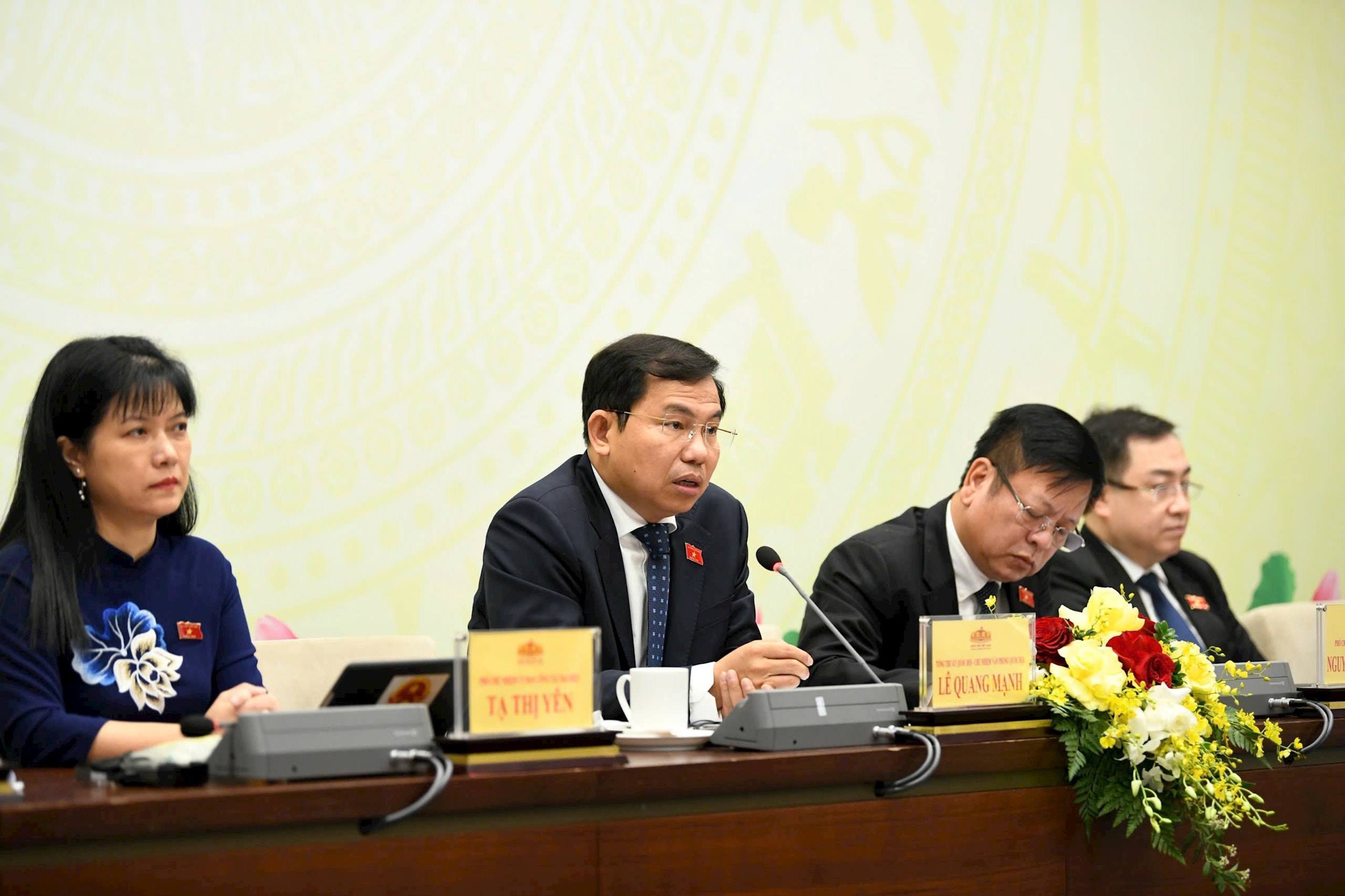 hop-bao-2.jpg