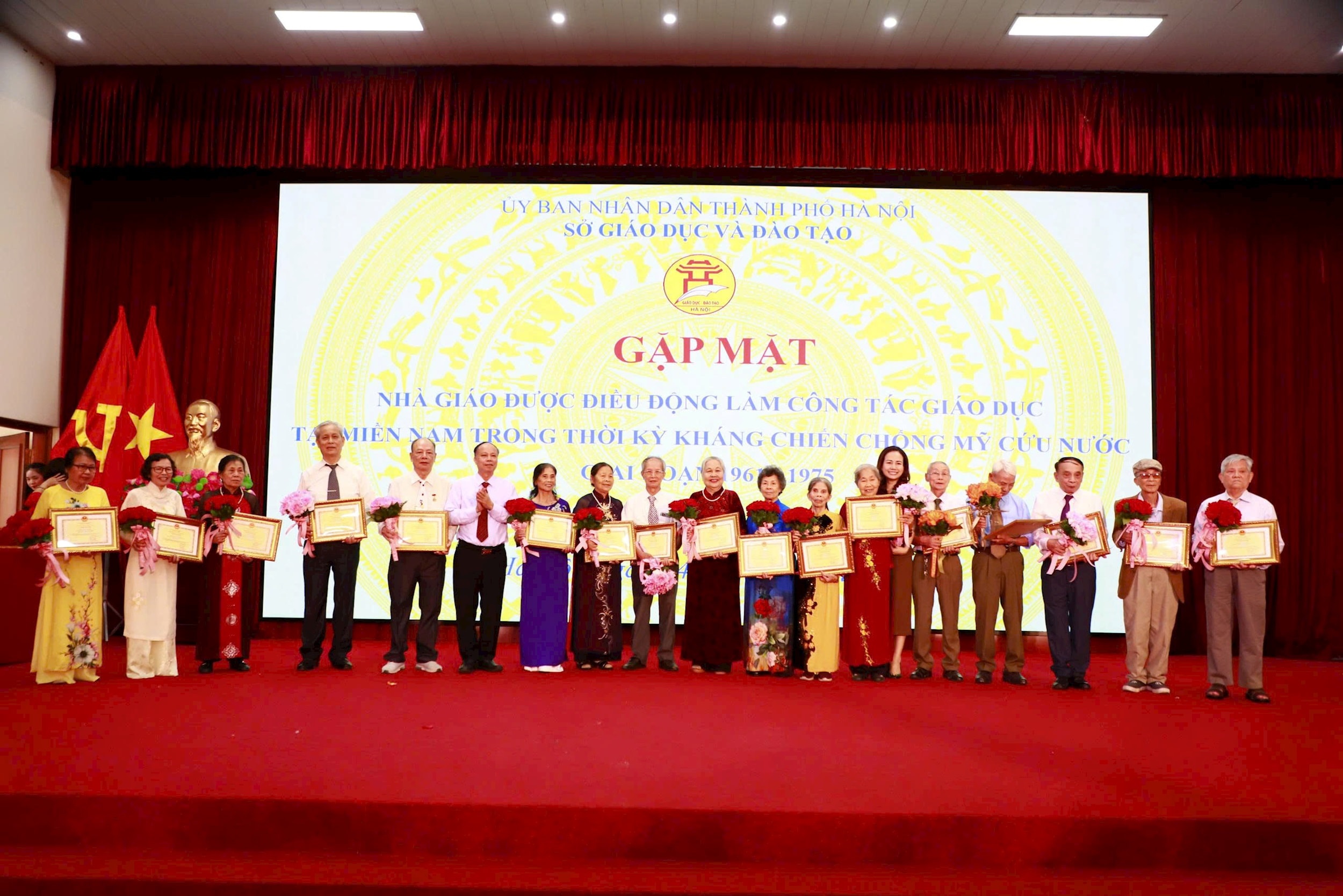 2404-gap-mat-nha-giao-di-b7.jpg?w=1130