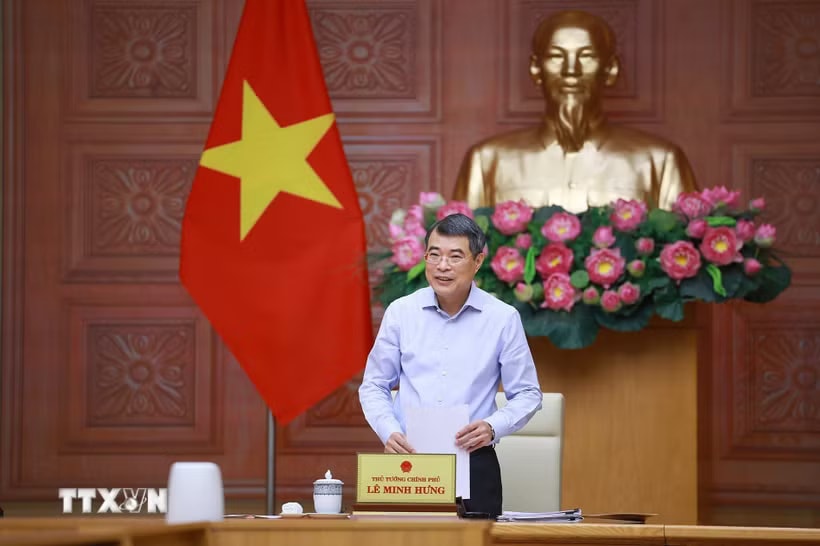 Thủ tướng Lê Minh Hưng làm việc với lãnh đạo Bộ Giáo dục và Đào tạo. (Ảnh: Dương Giang/TTXVN)