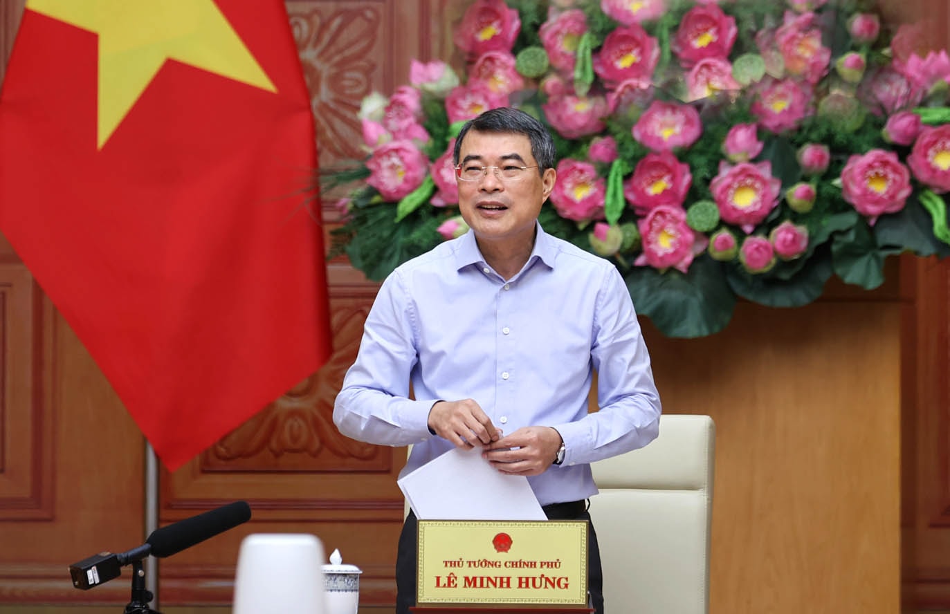 thu-tuong-chinh-phu-le-minh-hung-phat-bieu-ket-luan-tai-cuoc-lam-viec-voi-bo-van-hoa-the-thao-va-du-lich.-anh-vgp.jpg