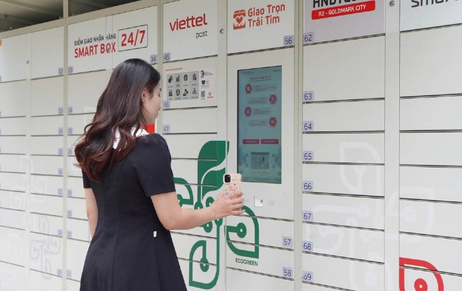 viettel-post-lap-dat-he-thong-tu-giao-nhan-thong-minh-smartbox-tai-cac-toa-nha-chung-cu-giup-nguoi-dung-chu-dong-ve-thoi-gian-va-dam-bao-an-toan.-anh-dautu.vn.jpg