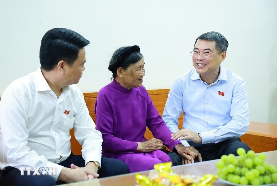 thutuong1.jpg