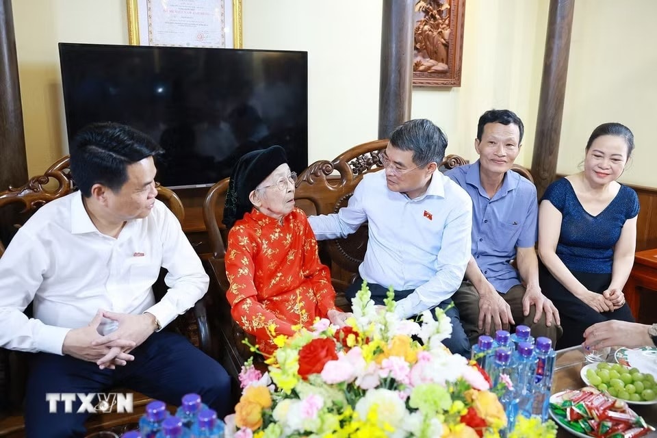 thutuong2.jpg