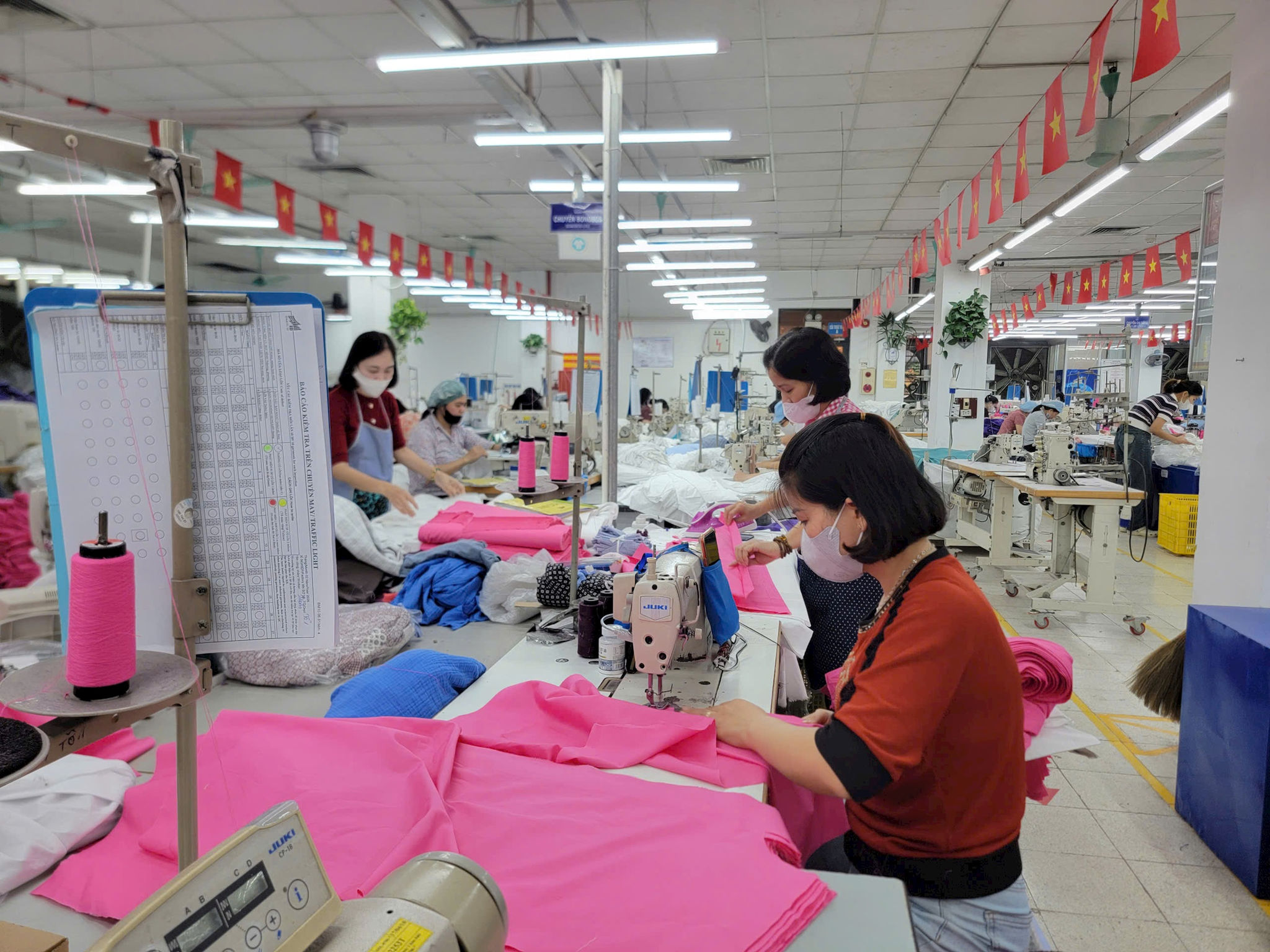 thuc-day-viec-lam-2.jpg