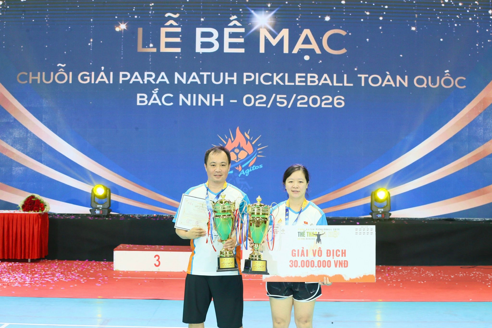 2-hoang-van-duoc-phuong-thao.jpg