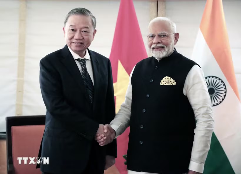 Tổng Bí thư, Chủ tịch nước Tô Lâm gặp Thủ tướng Ấn Độ Narendra Modi trong khuôn khổ chuyến tham dự Đại hội đồng Liên hợp quốc Khóa 79 và làm việc tại Hoa Kỳ, chiều 23/9/2024 (giờ địa phương), tại New York, (Ảnh: Thanh Tuấn/TTXVN)