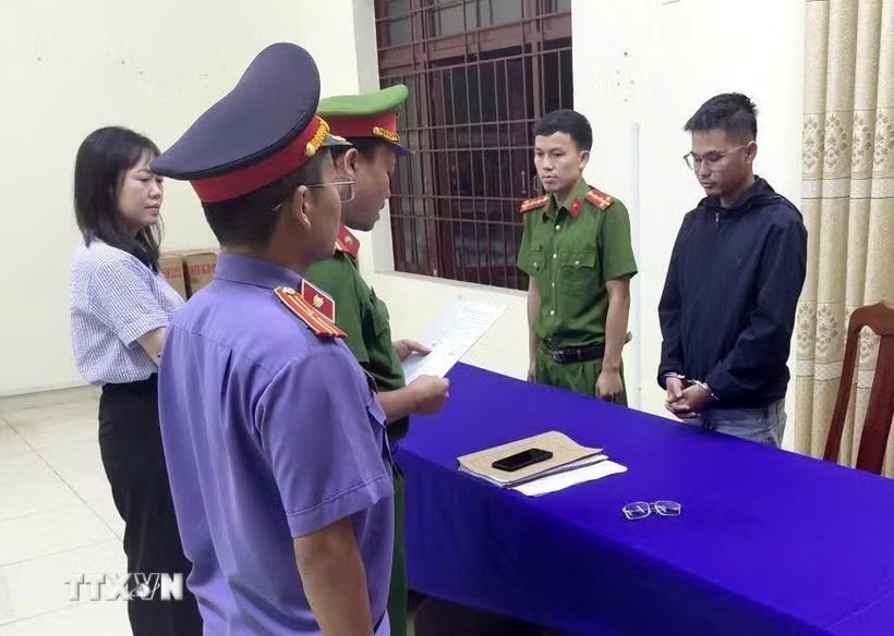 [Podcast] Tin tức ngày 4-5: Khởi tố tài xế vụ cháy xe ở cây xăng Đà Nẵng làm 2 người chết