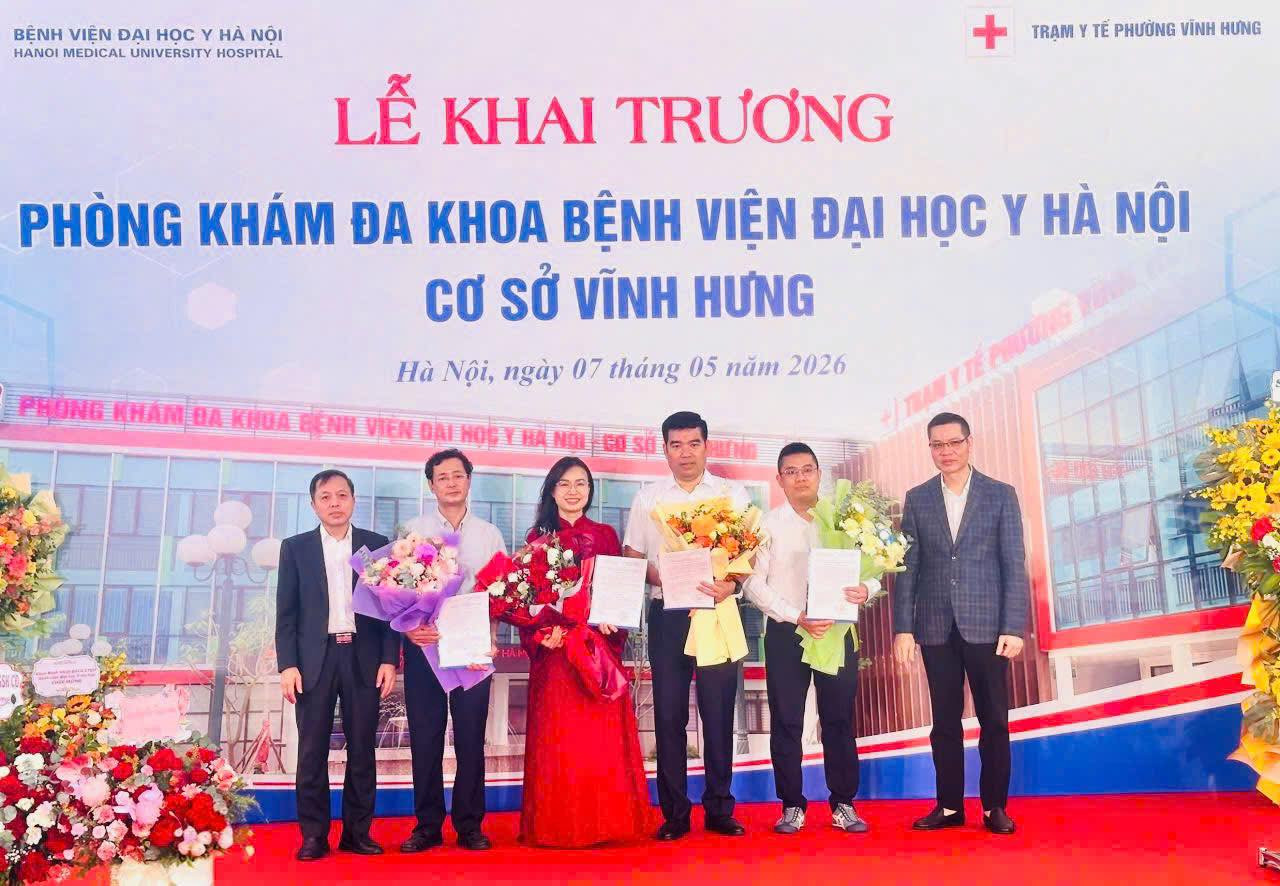 tang-hoa-khai-truong.jpeg