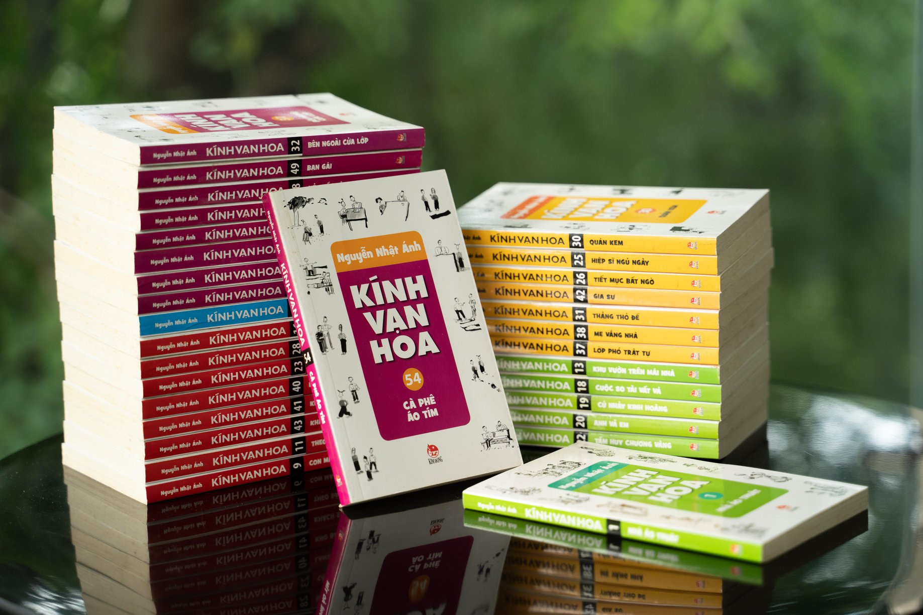 Bộ truyện “Kính vạn hoa” của nhà văn Nguyễn Nhật Ánh - Ảnh: K.D