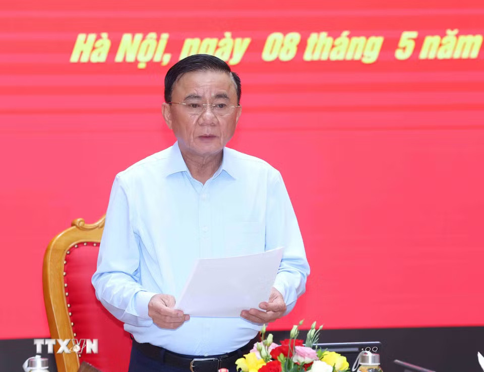 f8d28feb546c265752-_ttxvn-thuong-truc-ban-bi-thu-chu-tri-hoi-nghi-bch-dang-bo-cac-co-quan-dang-trung-uong-8748263-7.jpg
