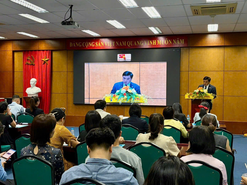 toan-canh-hoi-thao-11.5.jpg