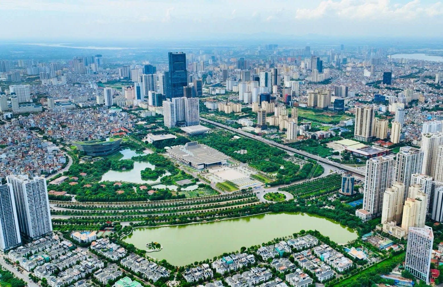 luat-thu-do-nam-2026-tao-co-che-de-thanh-pho-ha-noi-phat-trien-theo-huong-van-hien-van-minh-hien-dai-hanh-phuc-.-anh-pham-hung.jpg