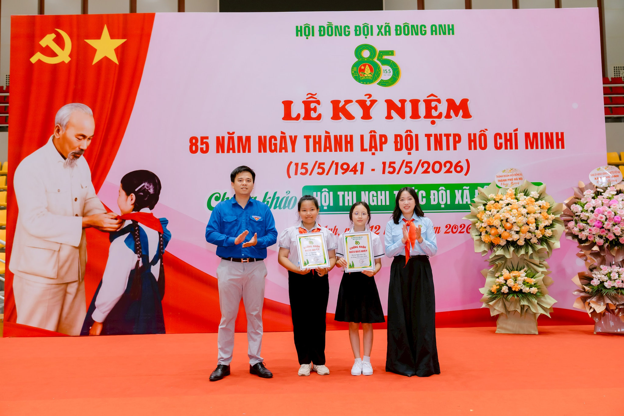 lee09112.jpg