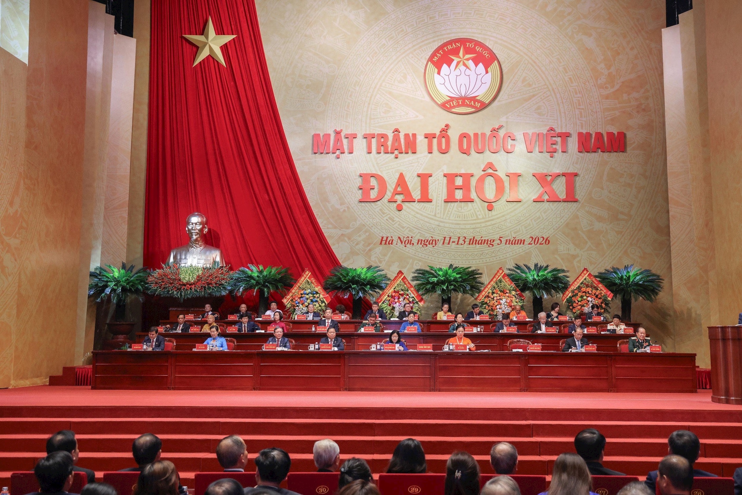 Đoàn Chủ tịch điều hành Đại hội. Ảnh: Lê Khánh