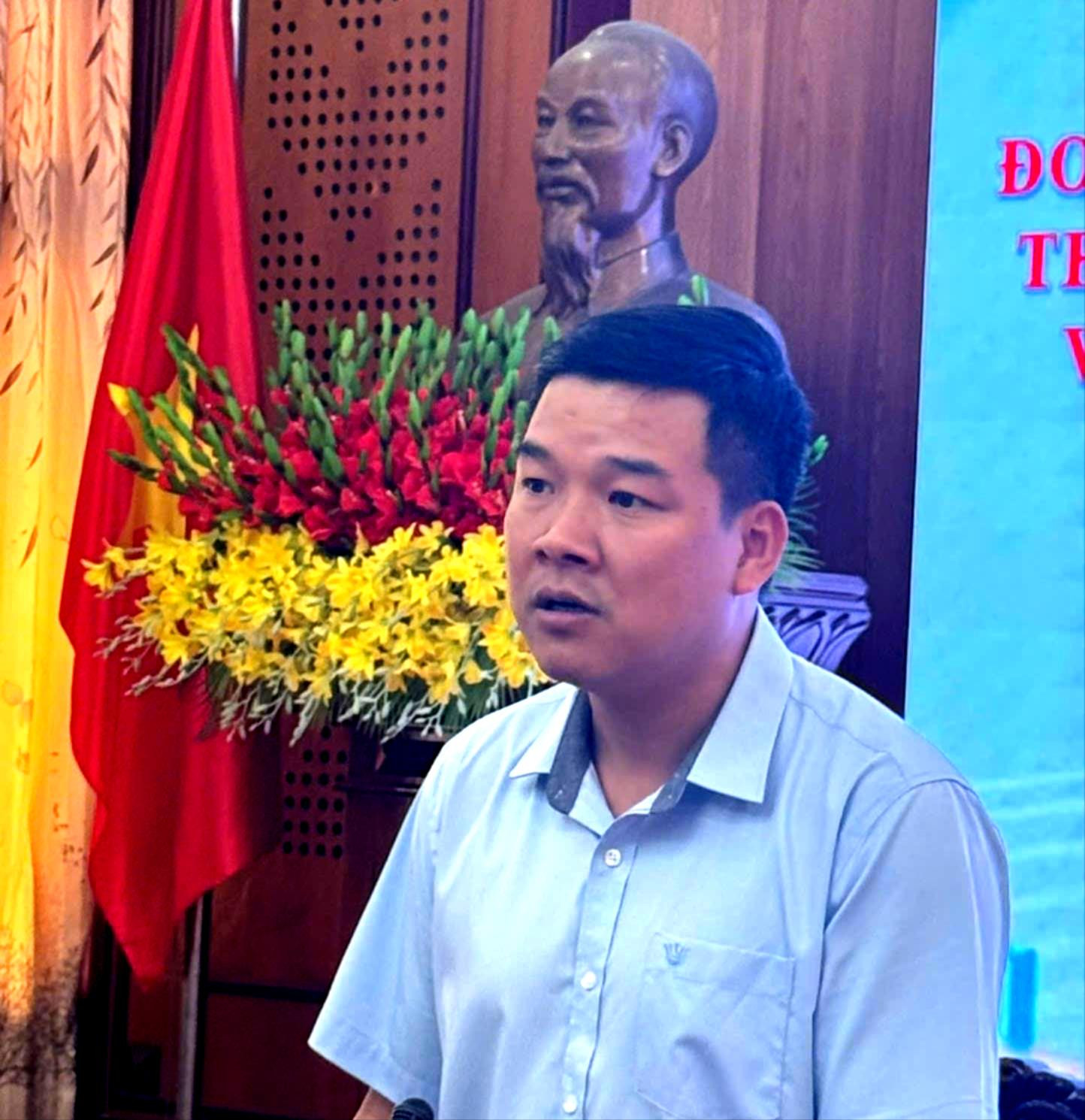 ong-trung-1-(1).jpg