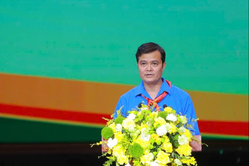 huy.jpg