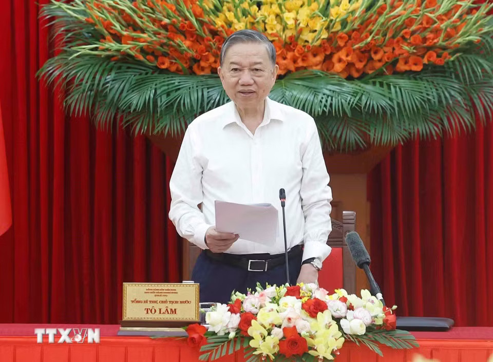 ng-bi-thu-chu-tich-nuoc-to-lam-chu-tri-phien-hop-ban-chi-dao-tong-ket-100-nam-dang-lanh-dao-cach-mang-viet-nam-14-2.jpg