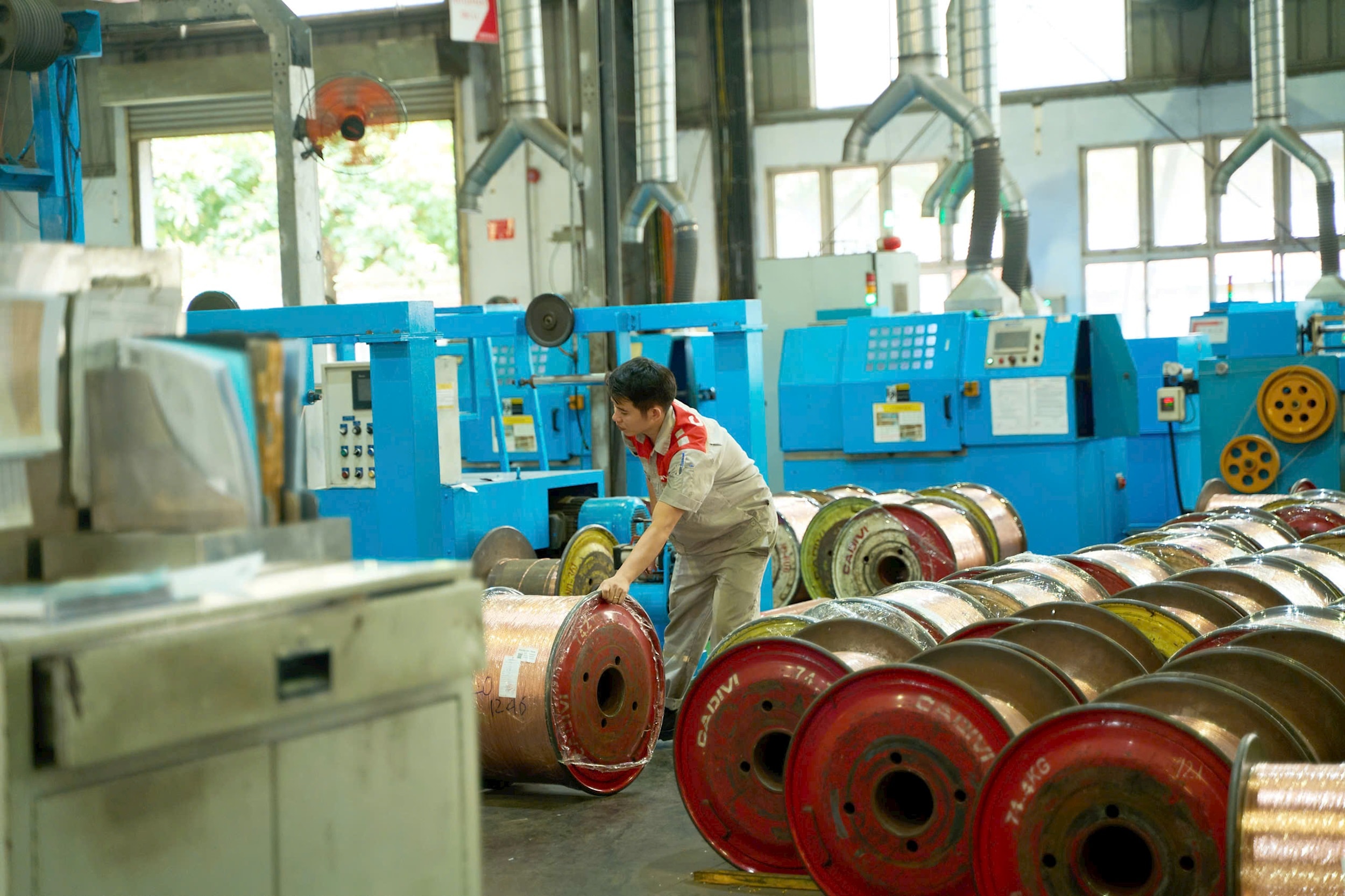 Sản phẩm của Công ty Cổ phần Dây Cáp điện Việt Nam phân phối sản phẩm tại hơn 14 quốc gia. Ảnh: Thanh Hoa